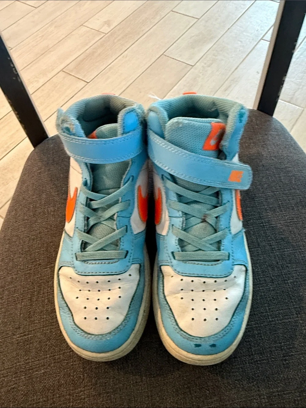 Nike Kids High-Top Sneakers in Light Blue, White and Orange Y2